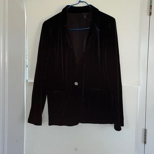 Tahari Velvet Blazer with embellished button Size XL